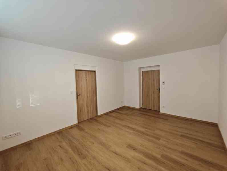 Pronájem bytu 2+1 69 m², Pardubice - Zelené Předměstí - foto 6