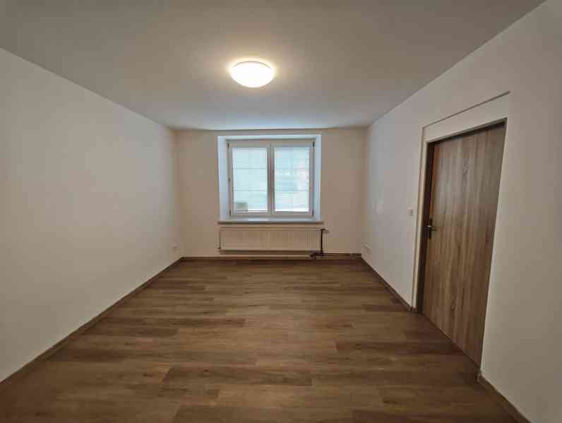 Pronájem bytu 2+1 69 m², Pardubice - Zelené Předměstí - foto 5