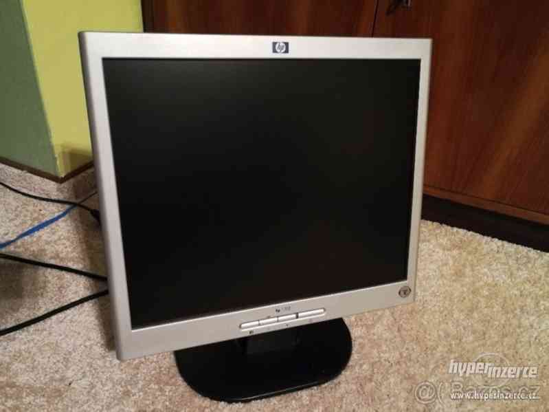LCD monitor HP 17"
