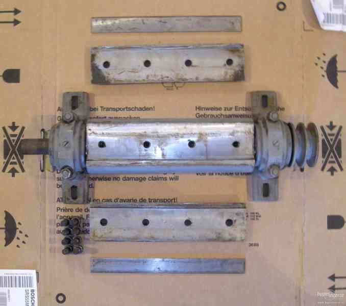 Hoblovací válec s 2 železnými stoly - foto 2