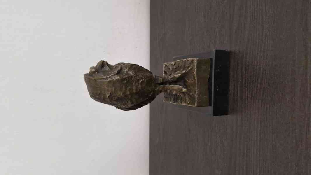 Pablo Picasso  -  Sova  -  bronz  - foto 3