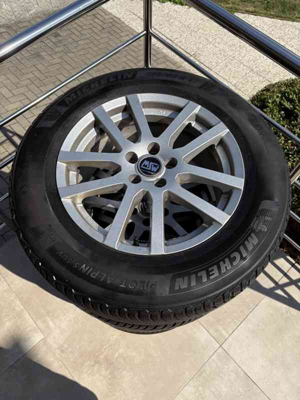 Kola na Volvo XC60 235/65 R17 108H - foto 4