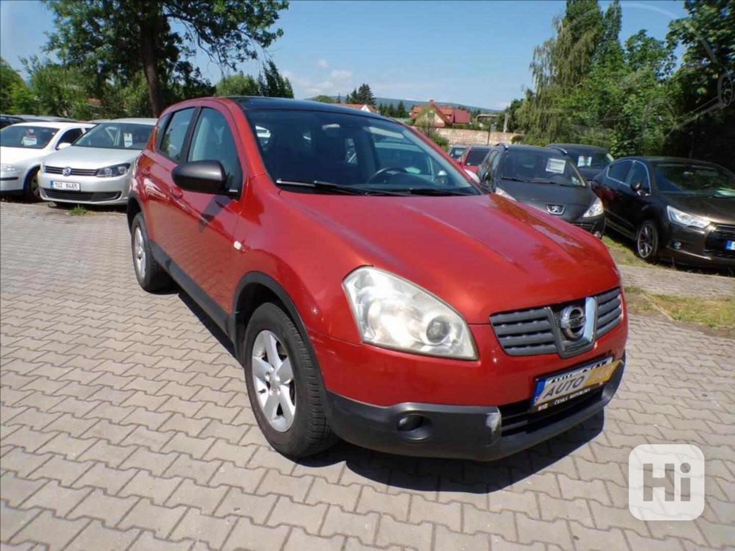 Nissan Qashqai 1,5 DCi TAŽNÉ ZAŘÍZENÍ - foto 1