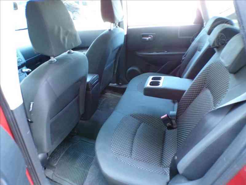 Nissan Qashqai 1,5 DCi TAŽNÉ ZAŘÍZENÍ - foto 9