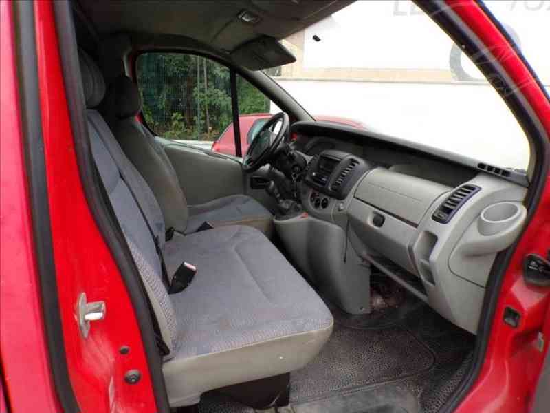 Renault Trafic 1,9 dCi N1,L2H1,TAŽNE ZAŘÍZENÍ - foto 8