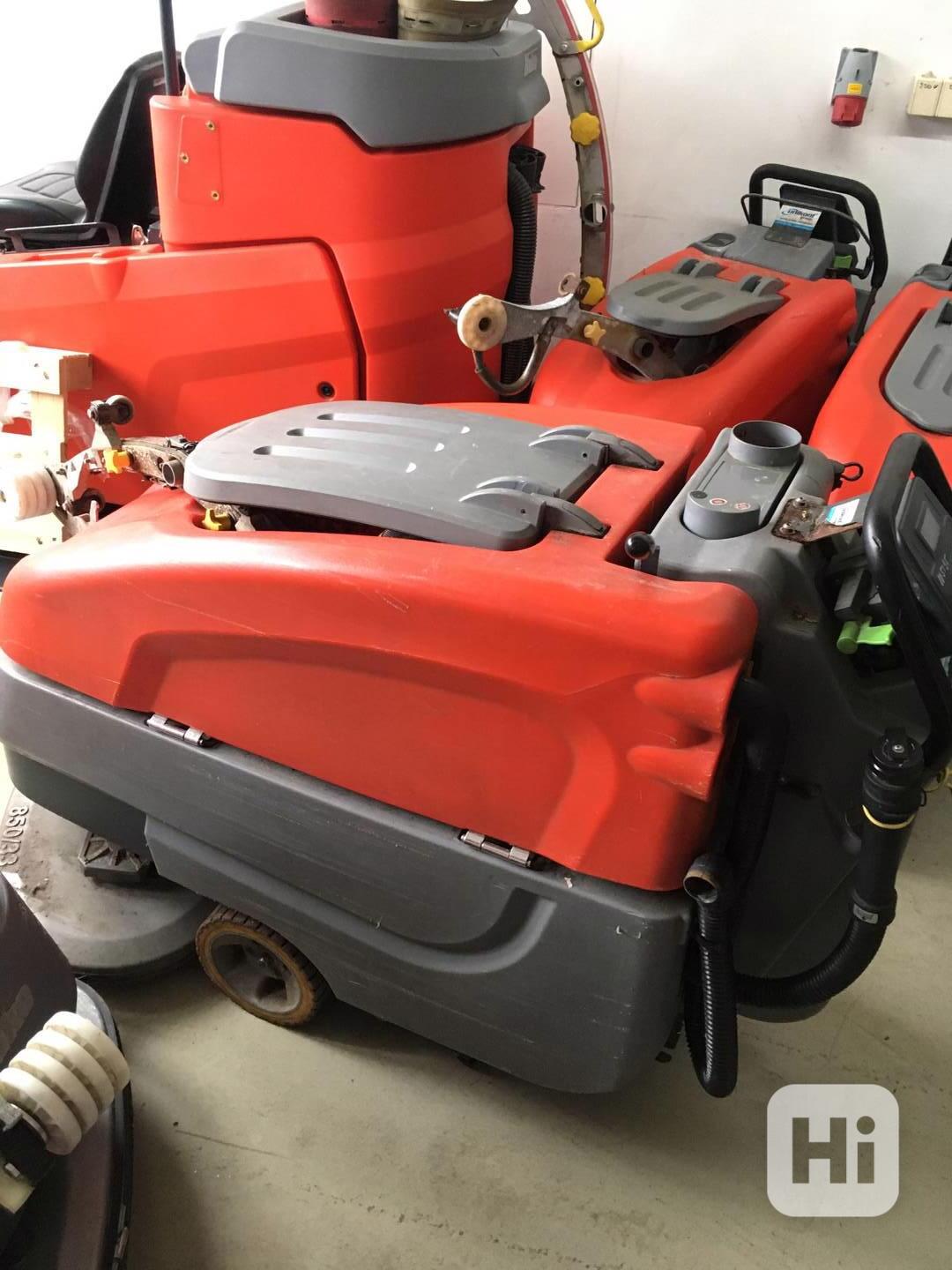 Mycí stroje - Hakomatic, Nilfisk - foto 1