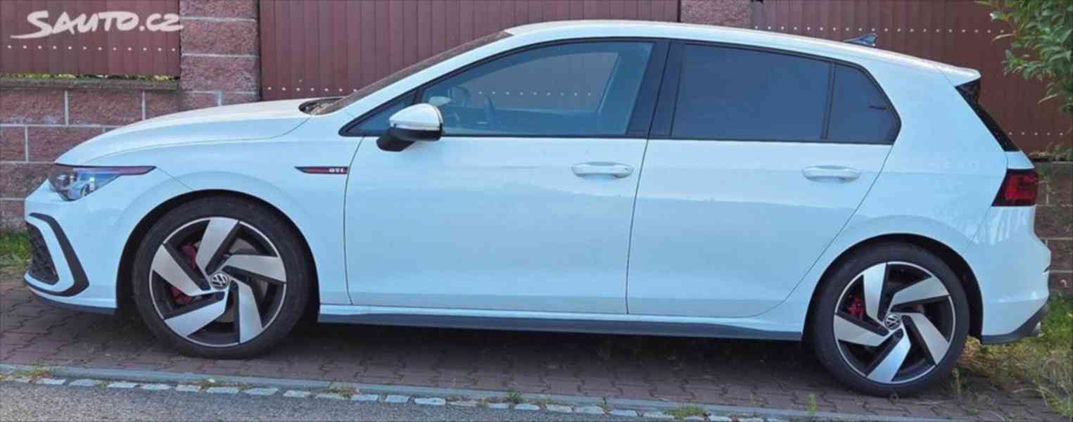 Volkswagen Golf 2,0   VW Golf 8 GTI - foto 3