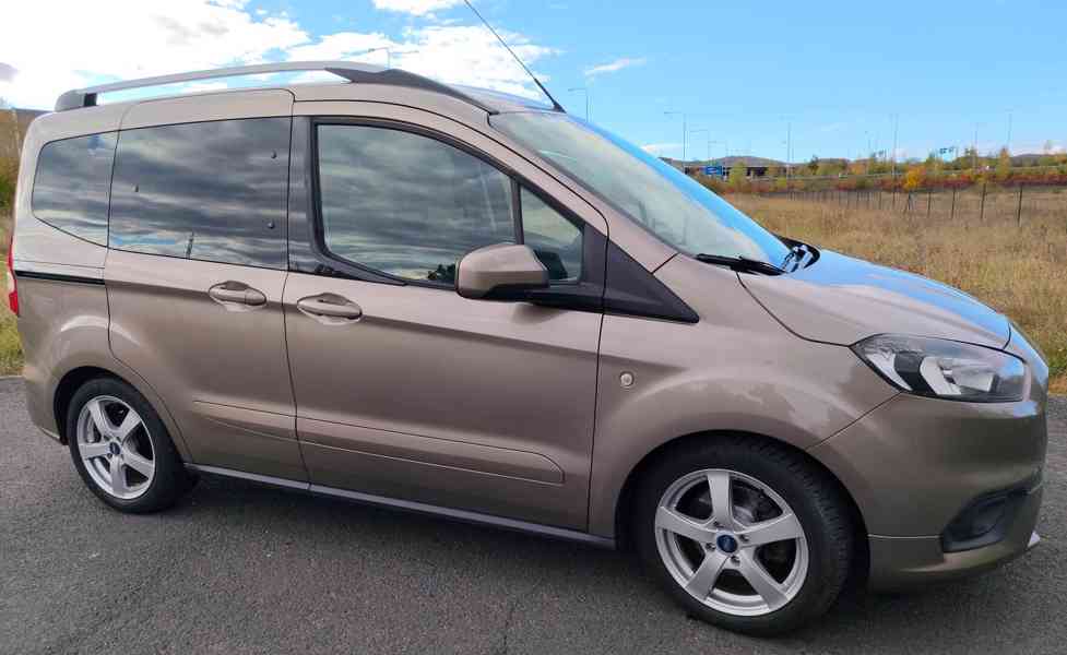 Ford Tourneo Courier  1,5 TDCI 75kW mod.22 - foto 3