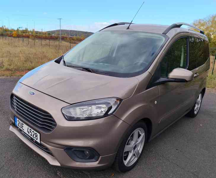 Ford Tourneo Courier  1,5 TDCI 75kW mod.22 - foto 1
