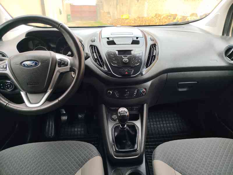 Ford Tourneo Courier  1,5 TDCI 75kW mod.22 - foto 12