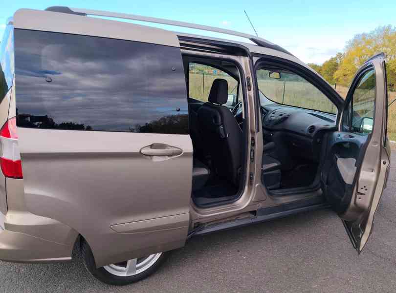 Ford Tourneo Courier  1,5 TDCI 75kW mod.22 - foto 7