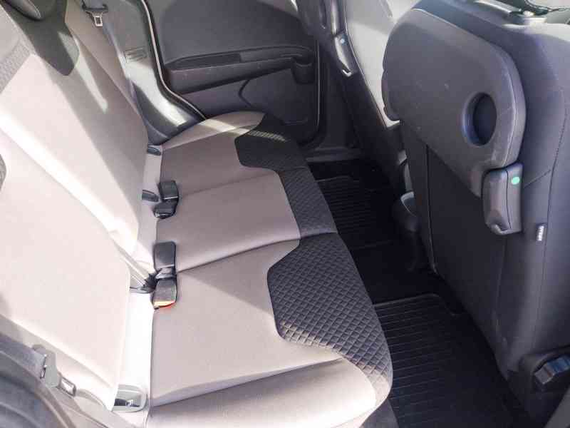 Ford Tourneo Courier  1,5 TDCI 75kW mod.22 - foto 12