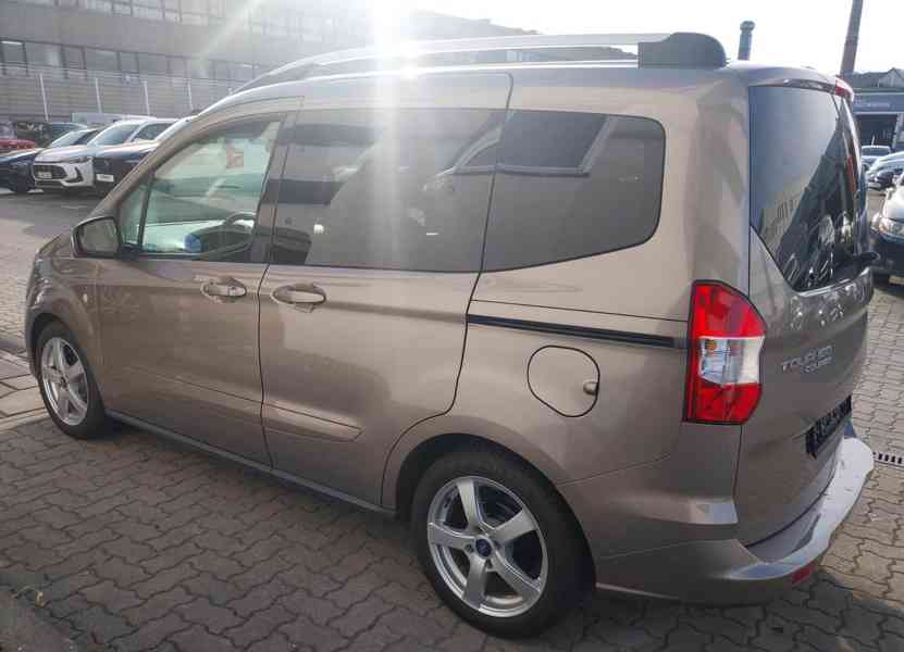 Ford Tourneo Courier  1,5 TDCI 75kW mod.22 - foto 4