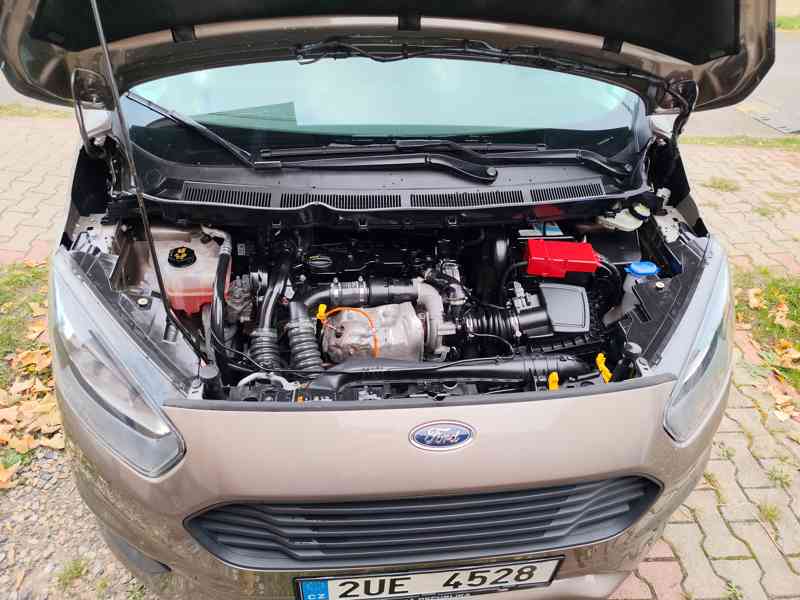 Ford Tourneo Courier  1,5 TDCI 75kW mod.22 - foto 15