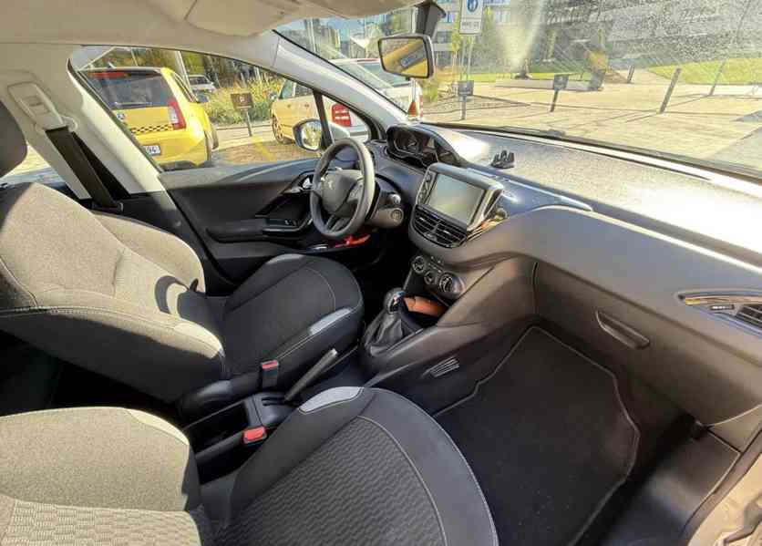 Peugeot 208 1.6 BlueHDi 55 kW | 2015  - foto 9