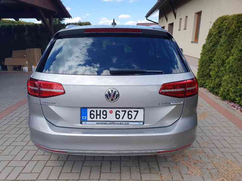 Volkswagen Passat Highline 2.0 kombi 110kW  - foto 5