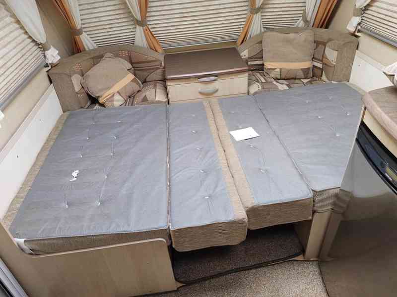 Karavan Swift Stereling Eccles 90 Ruby - foto 10