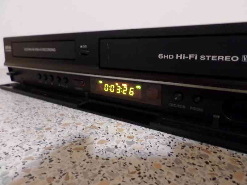 📼>📀VHS-DVD rekordér Schneider DVR4957 - foto 5