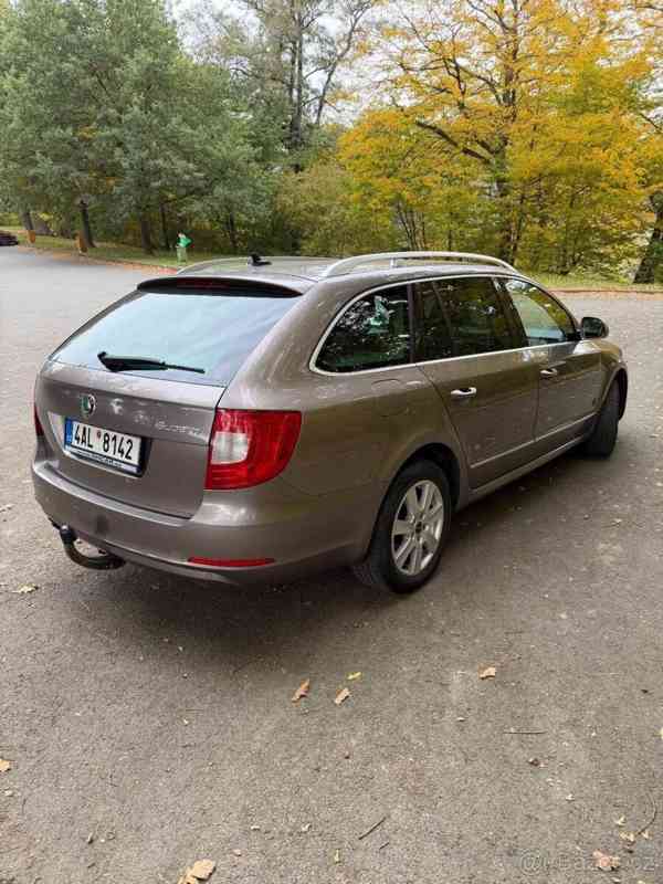 Škoda Superb 2,0   tdi manuál, 2 majitel koup. CZ - foto 4
