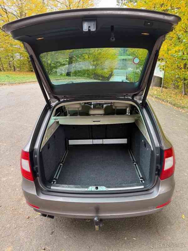 Škoda Superb 2,0   tdi manuál, 2 majitel koup. CZ - foto 14