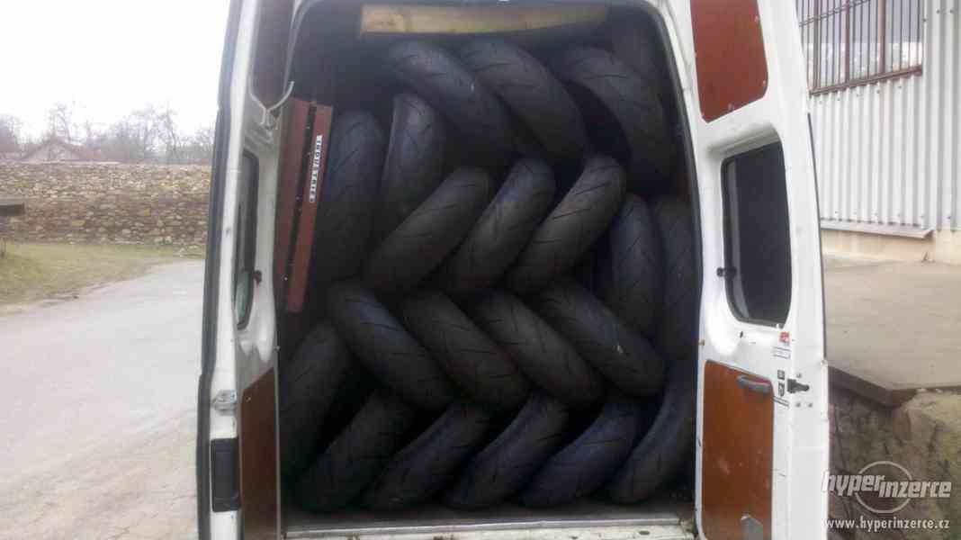 Jeté slicky , řezané slicky, vzorkové pneumatiky - foto 3
