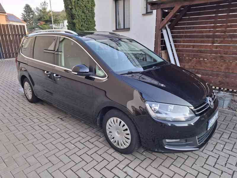 Volkswagen Sharan rok 2011 stav tach. 270 000+ - foto 1