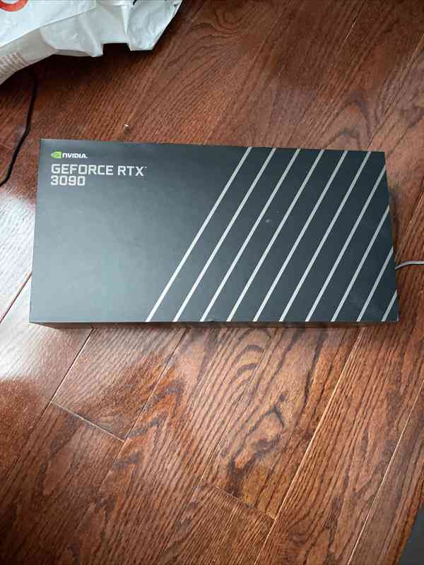 Grafická karta NVIDIA GeForce RTX 3090 Founders Edition 24G - foto 4