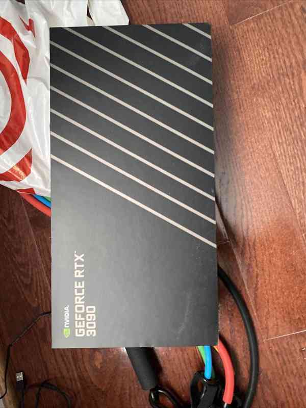 Grafická karta NVIDIA GeForce RTX 3090 Founders Edition 24G - foto 1