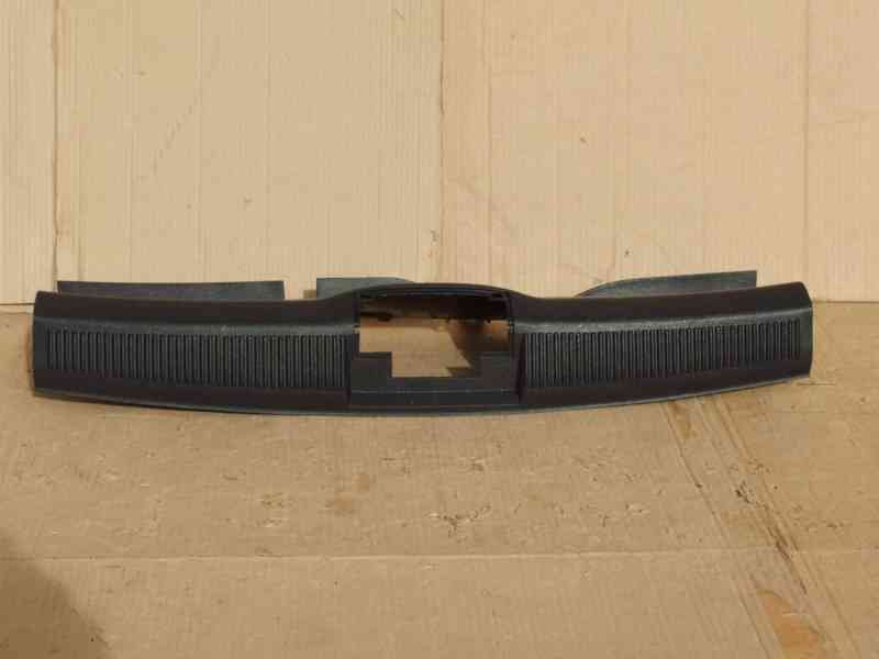 Lišta kufru Škoda Fabia I hatchback - foto 4