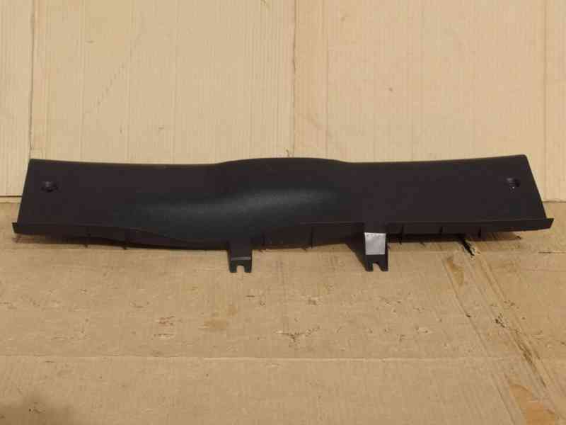 Lišta kufru Škoda Fabia I hatchback - foto 5