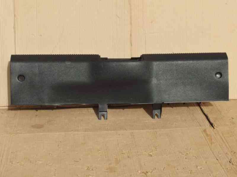 Lišta kufru Škoda Fabia I hatchback - foto 3