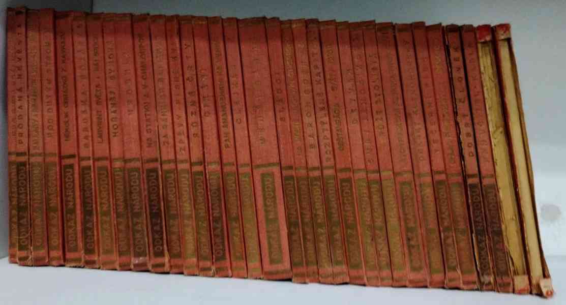 Knihy různých žánrů i kvality - foto 2