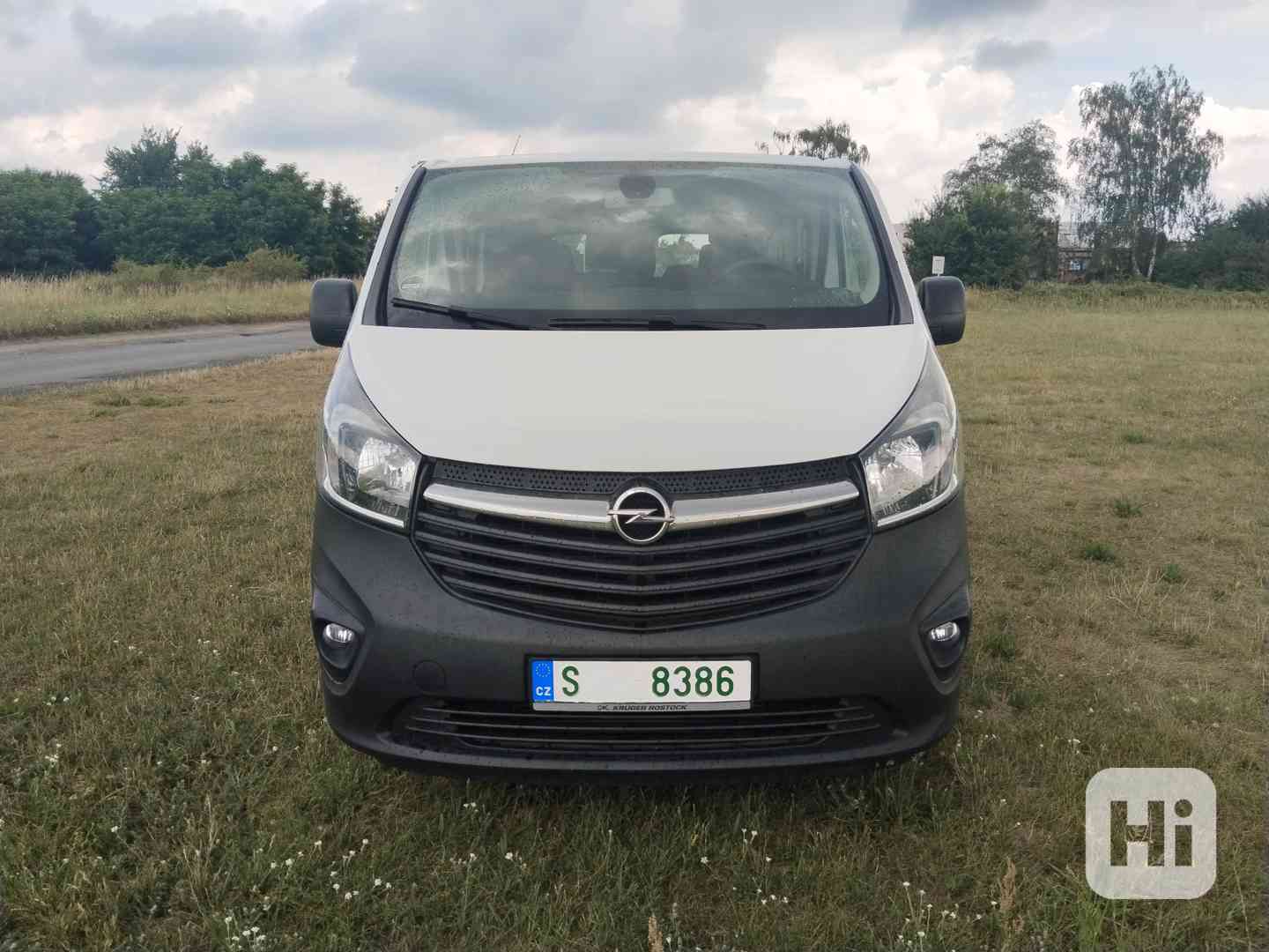 Opel vivato 1,6 diesel,tv 2017,klima,9 míst doložené km,stk - foto 1