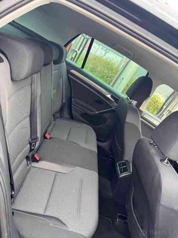 Volkswagen Golf 1,2 - foto 3