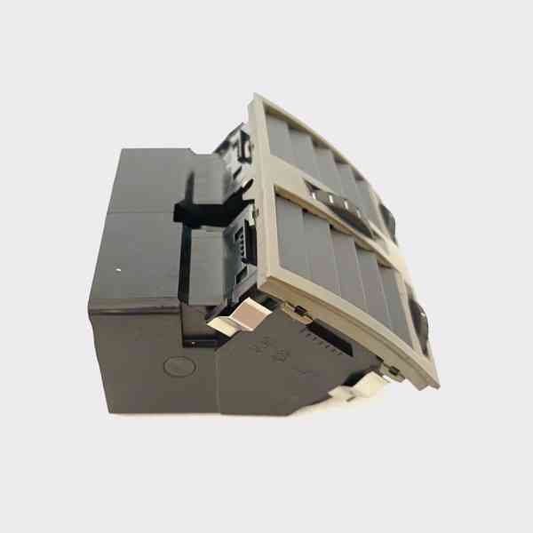 KRÁSNÝ Škoda SUPERB 1 zadní výdech ventilace 3U0 819 203 C - foto 4