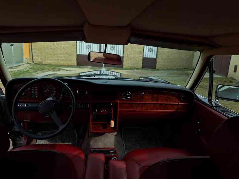 Rolls-Royce, Silver Spirit, r. v. 1982 - foto 6