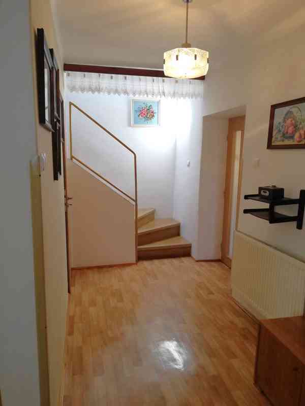 Kolešovice - RD 5+1 s pozemkem 592 m2 - foto 12