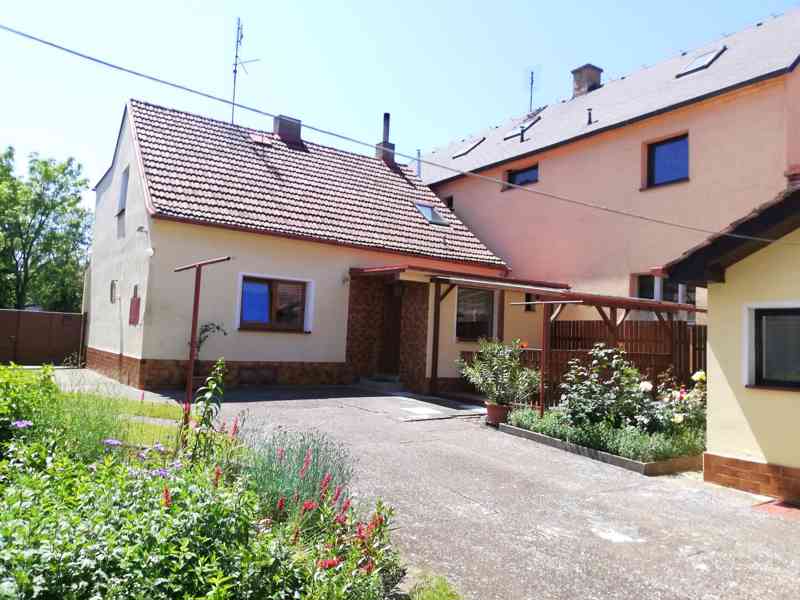 Kolešovice - RD 5+1 s pozemkem 592 m2 - foto 3