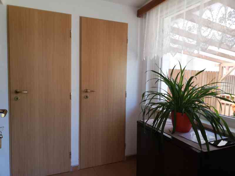 Kolešovice - RD 5+1 s pozemkem 592 m2 - foto 15
