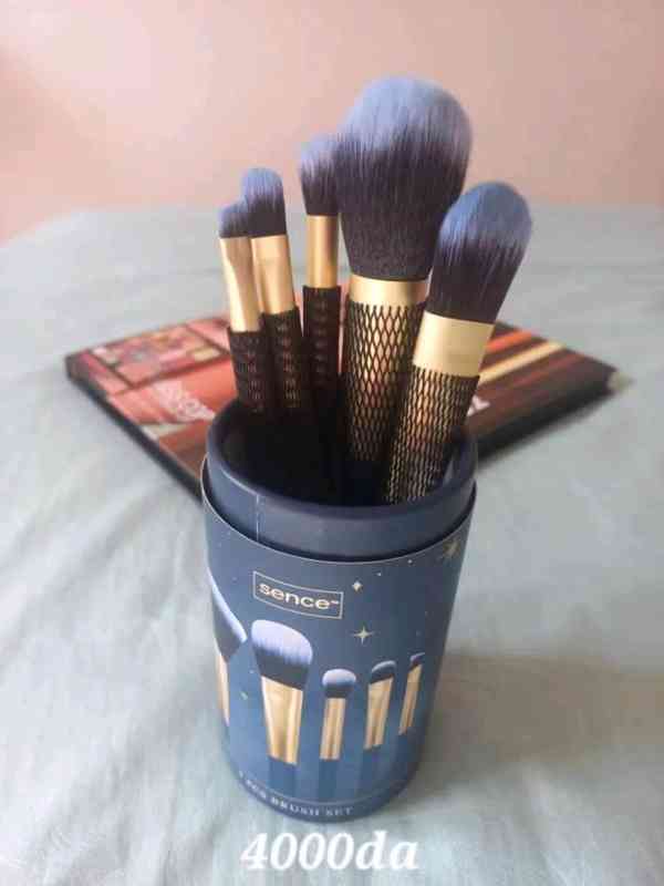 kosmetické výrobky - foto 30