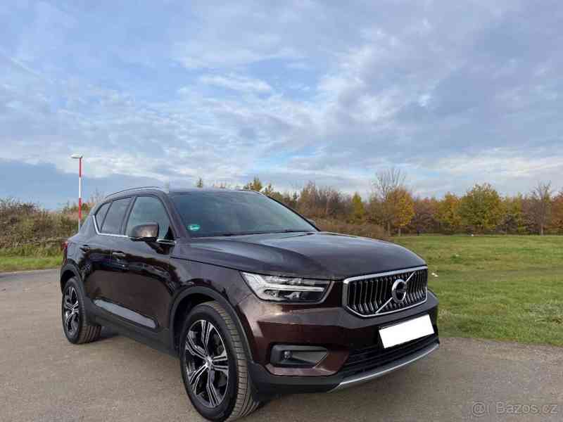 Volvo XC40 D4 INSCRIPTION - foto 1