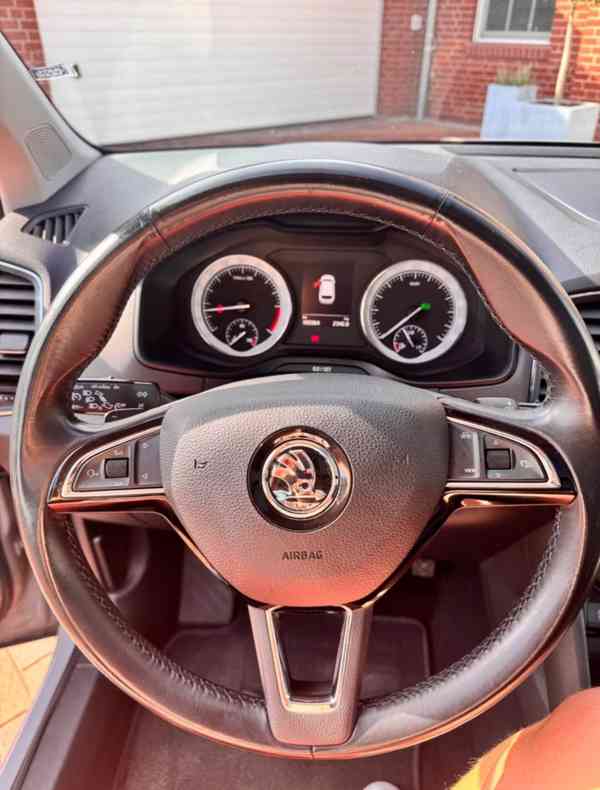Škoda Karoq 2.0 TDI DSG 4x4 110kw - foto 6