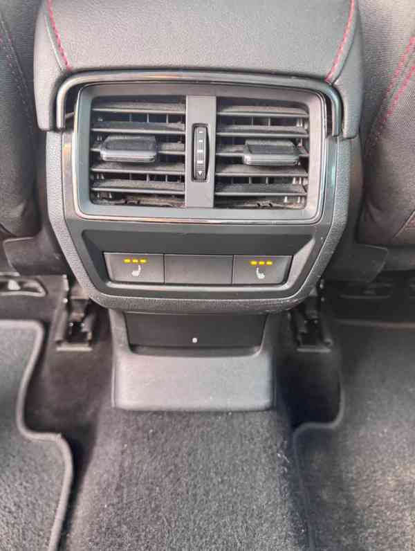 Škoda Karoq 2.0 TDI DSG 4x4 110kw - foto 11