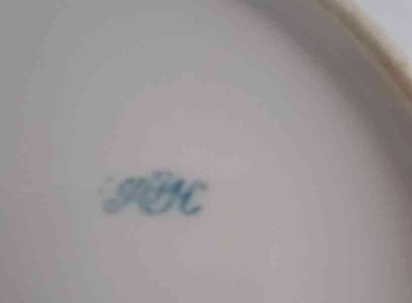 Sběratelský hluboký talíř s florálním motivem - foto 2