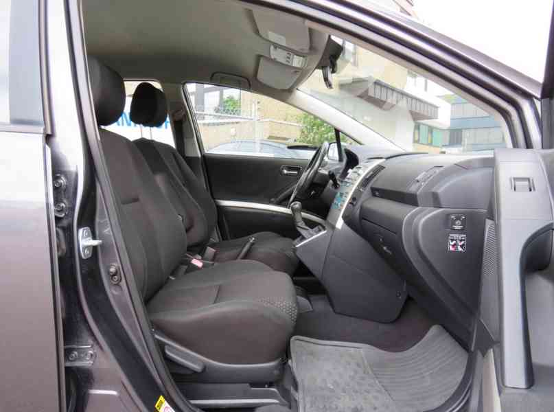 Toyota Corolla Verso 1.8i Sol 7míst benzín 95kw - foto 12