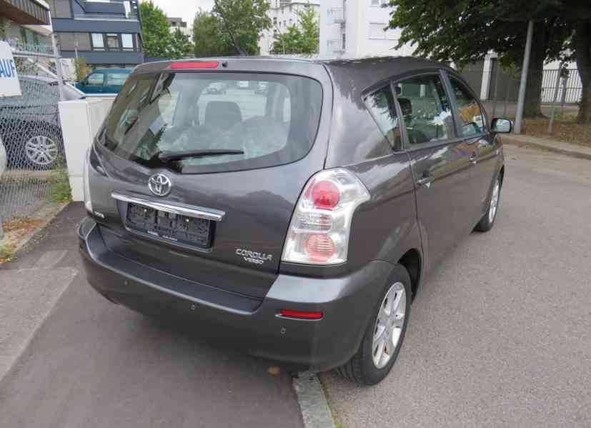 Toyota Corolla Verso 1.8i Sol 7míst benzín 95kw - foto 6