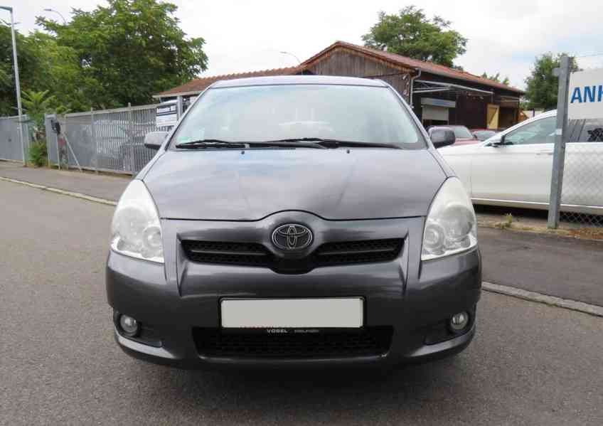 Toyota Corolla Verso 1.8i Sol 7míst benzín 95kw - foto 4