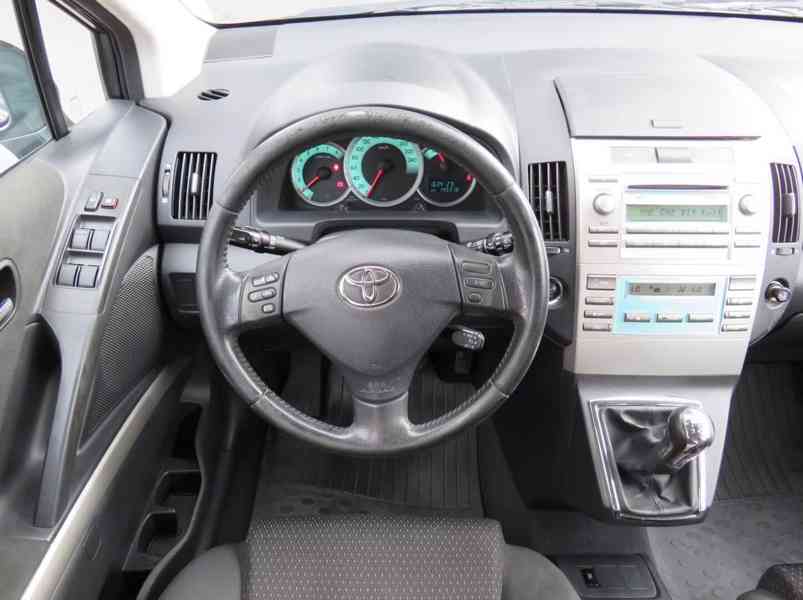 Toyota Corolla Verso 1.8i Sol 7míst benzín 95kw - foto 15