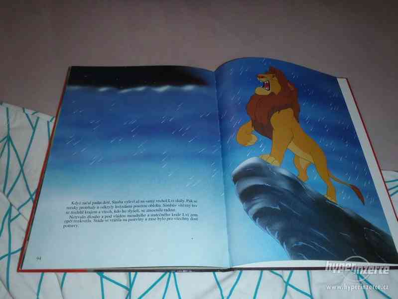 Walt Diseny Lví král - 1995 A4 96 stran pěkný stav - foto 3