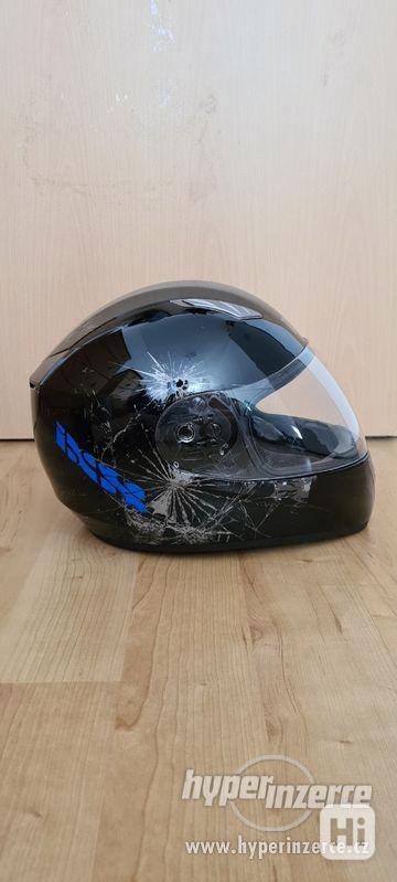 Helma / přilba na moto - foto 3